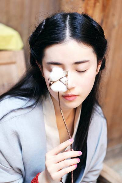 古典美女张辛苑复古时尚写真