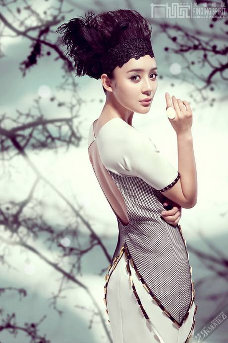 古典美女袁珊珊时尚唯美写真