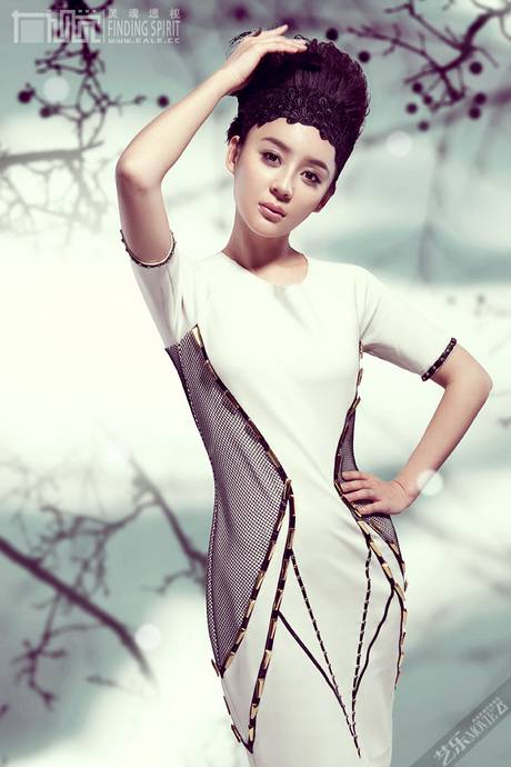 古典美女袁珊珊时尚唯美写真