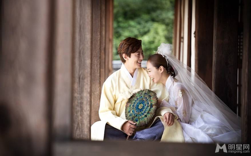 高梓淇蔡琳夫妇和服唯美婚照