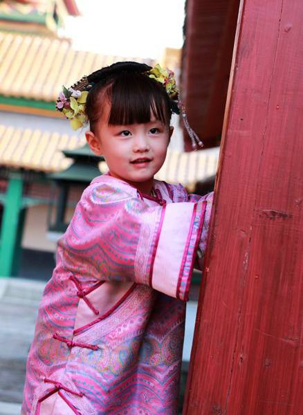 童星纪姿含《甄嬛传》小公主剧照