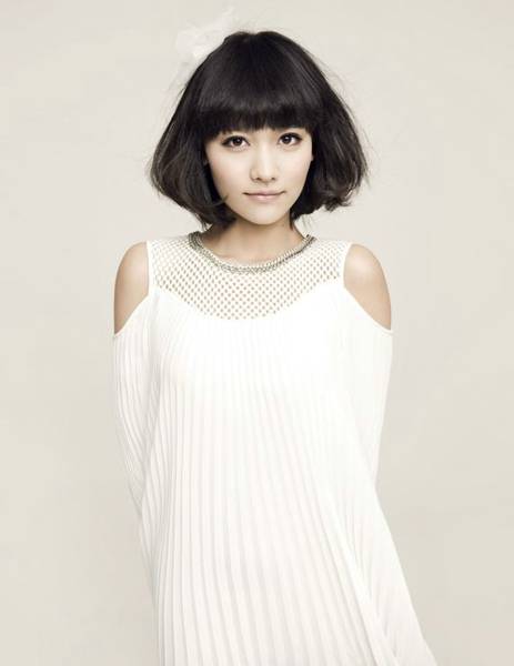 宅男女神孙骁骁靓丽动人高清写真