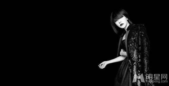 台湾女艺人小S气质冷艳黑白写真