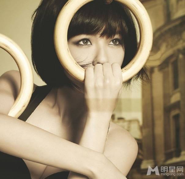 辣妈小S眼神魅惑迷人写真大片