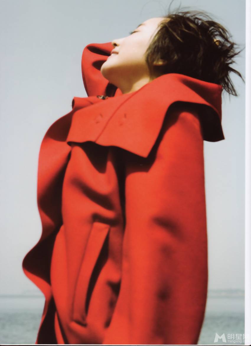 日本国民女星堀北真希短发造型散发狂野魅力