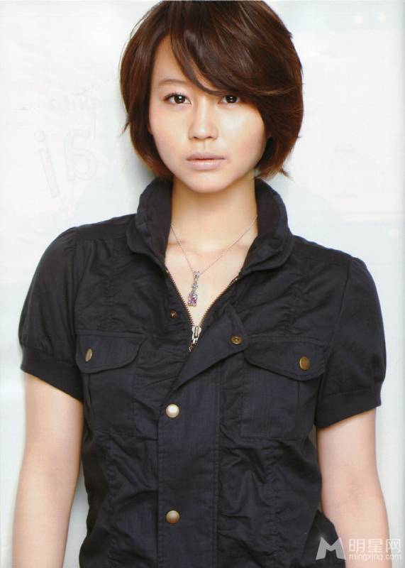 堀北真希演绎都市成熟女人魅力图片