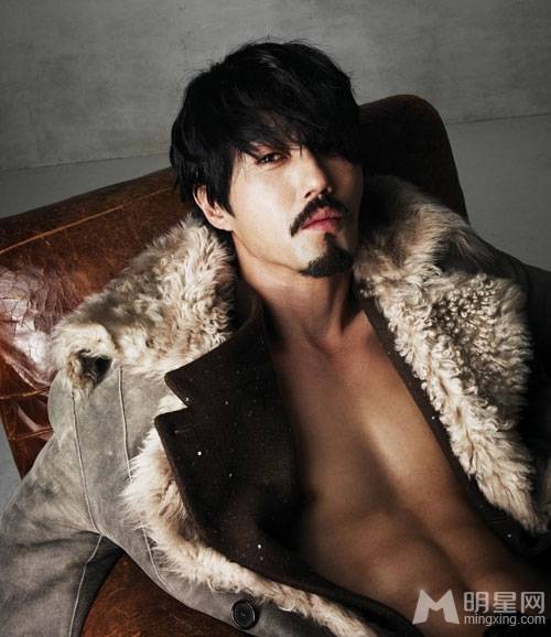韩星车胜元诠释熟男魅力写真