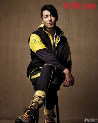 韩星车胜元帅气代言运动服装写真