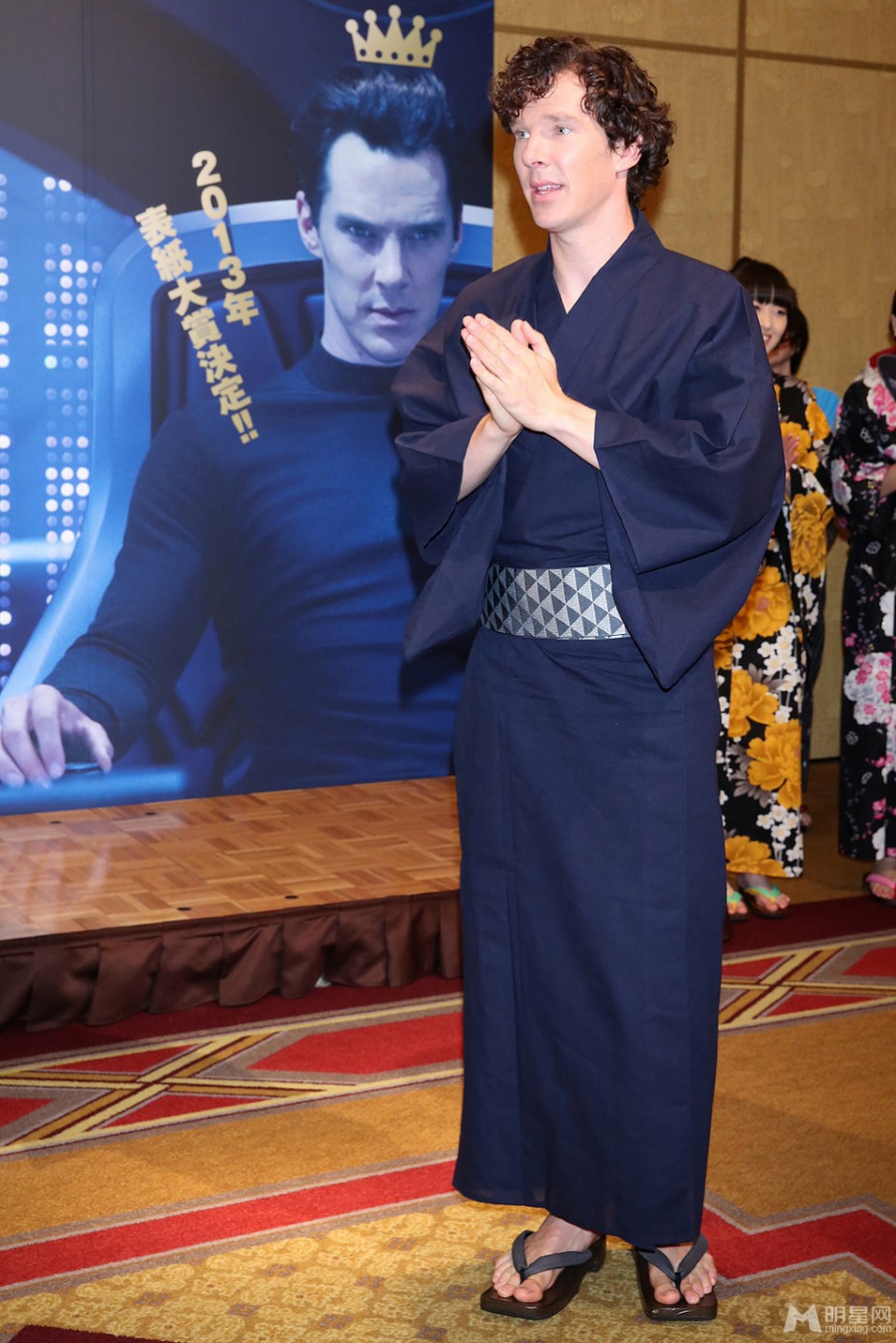 英国男演员本尼迪克特·康伯巴奇着和服展别样风范