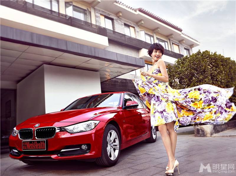 朱丹黑发红唇尽展优雅端庄写真