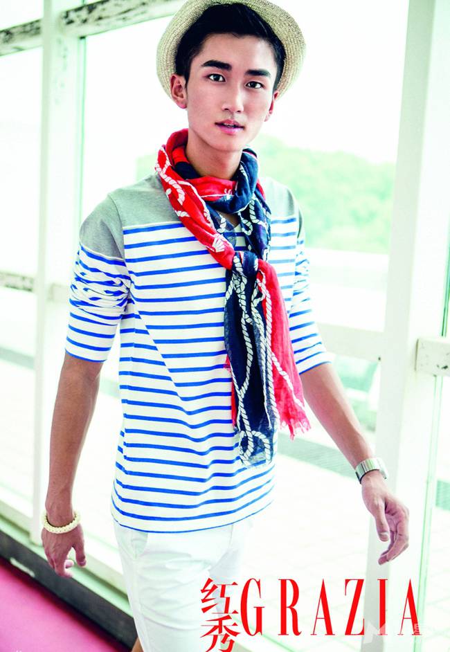 阳光男孩左立颠覆自我造型形象