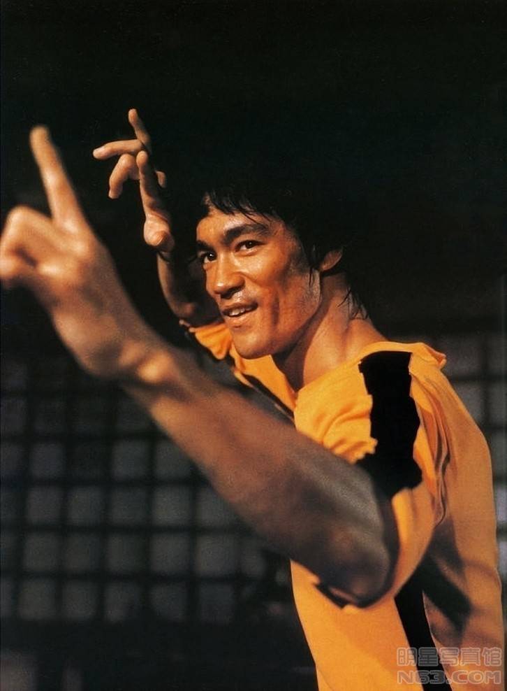 著名武打明星李小龙影视造型欣赏