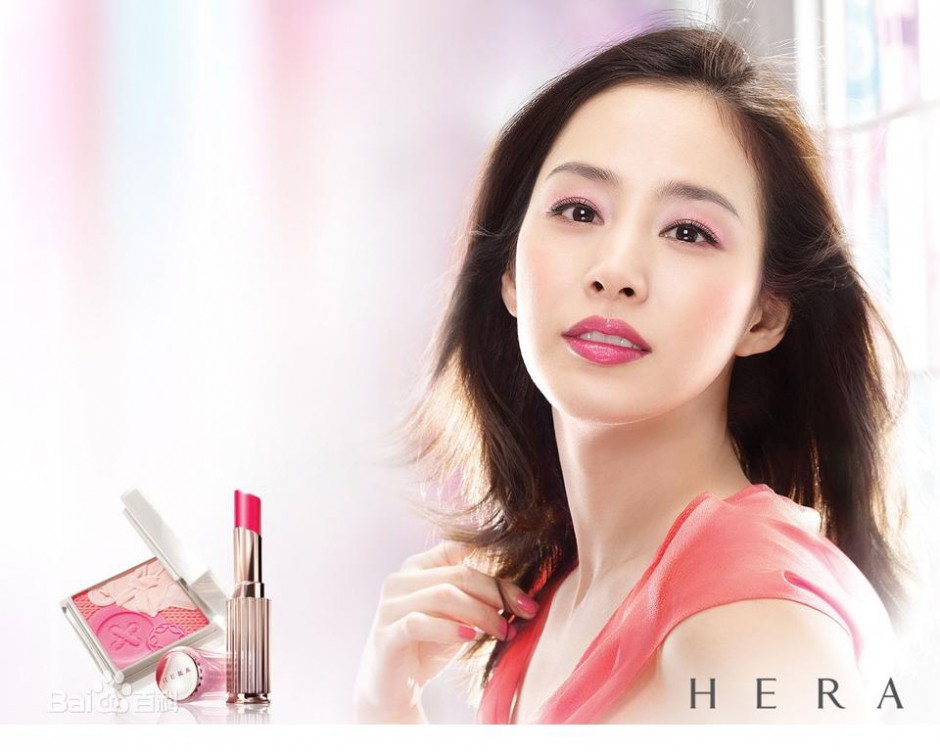 盘点广告女王金泰熙代言宣传照