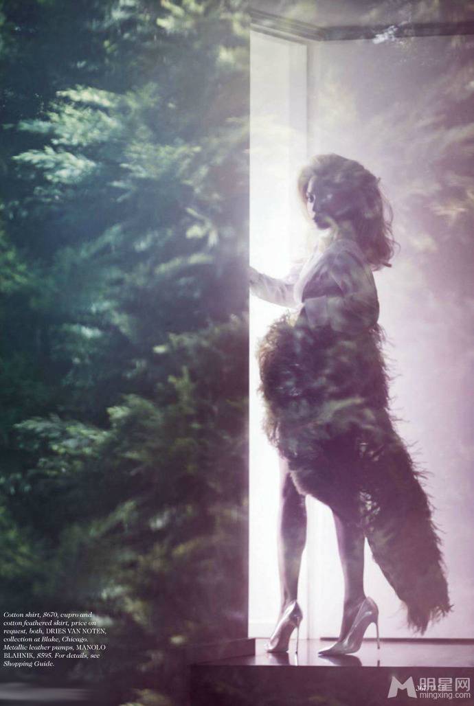 Lady Gaga复古精致妆容尽显狂野魅力