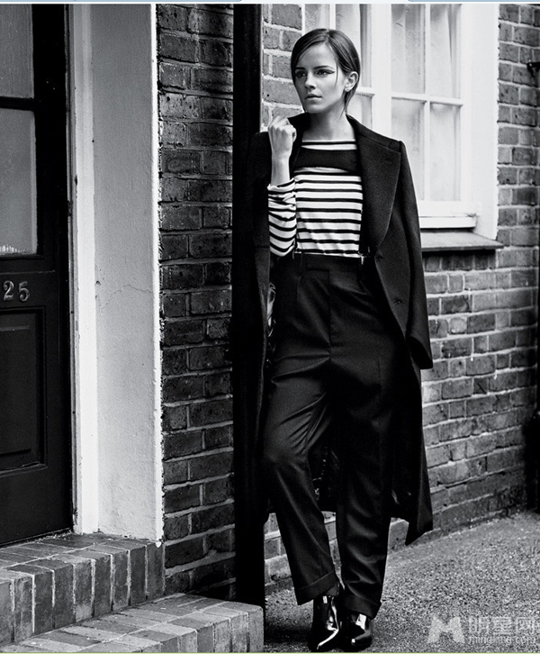 女神艾玛·沃特森彰显优雅时尚魅力