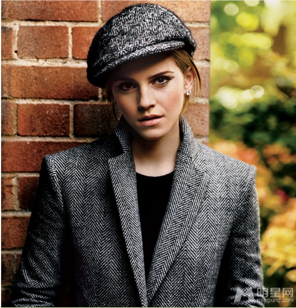 女神艾玛·沃特森彰显优雅时尚魅力