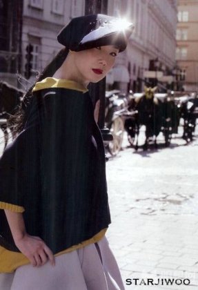 崔智友诠释冷艳气质美人写真照