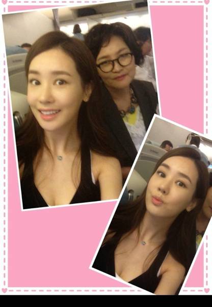 韩国人气女星李多海卖萌生活照