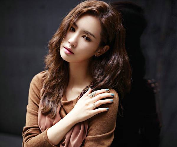 李多海百变时尚造型杂志封面秀