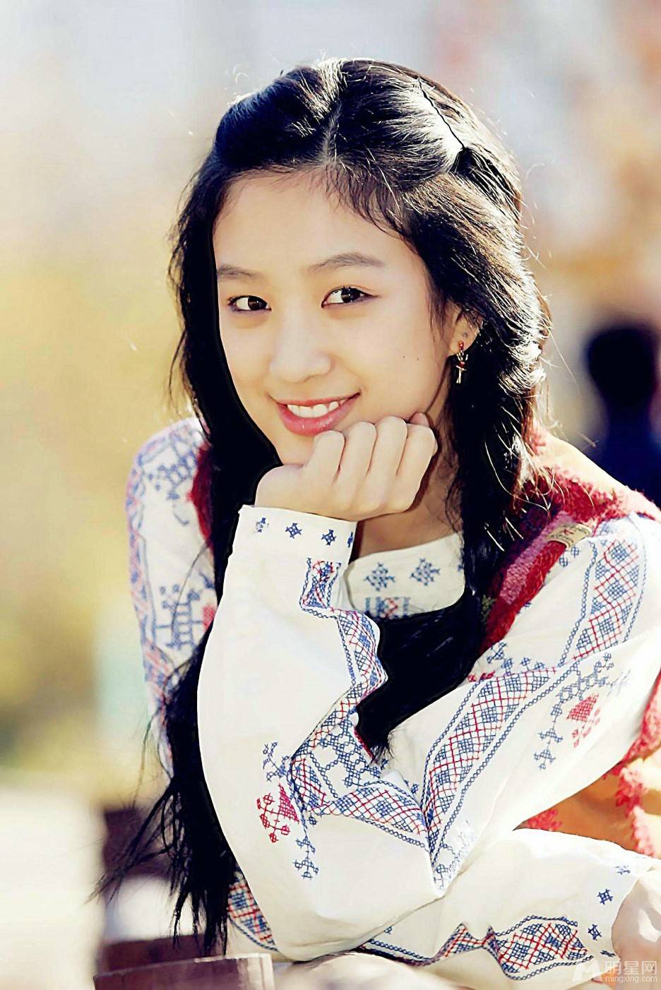 韩星郑丽媛温柔甜美写真照
