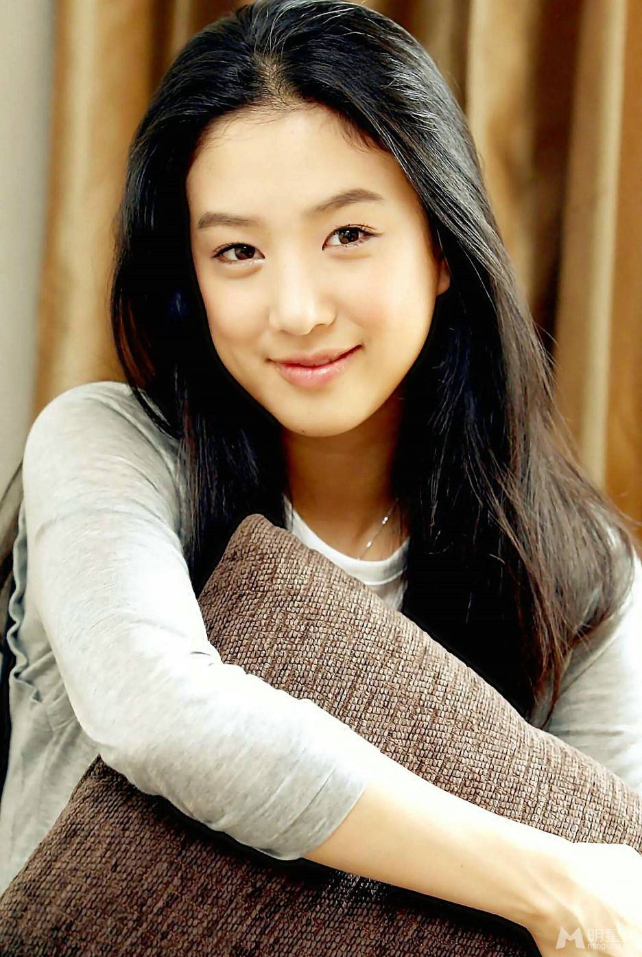 韩星郑丽媛温柔甜美写真照