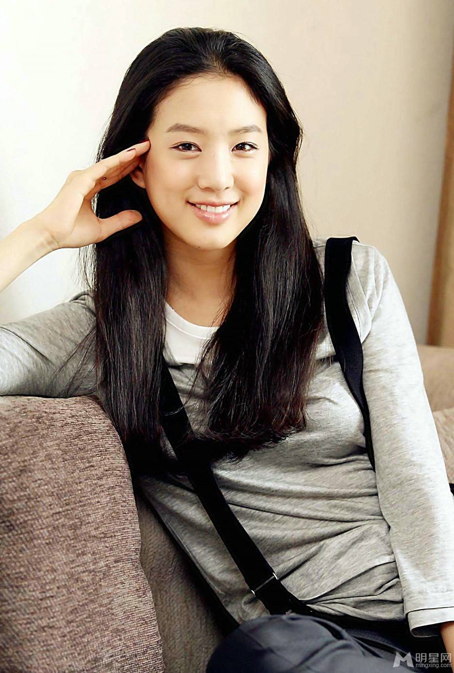 韩星郑丽媛温柔甜美写真照