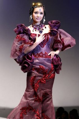 韩星张瑞希霸气十足走秀图集