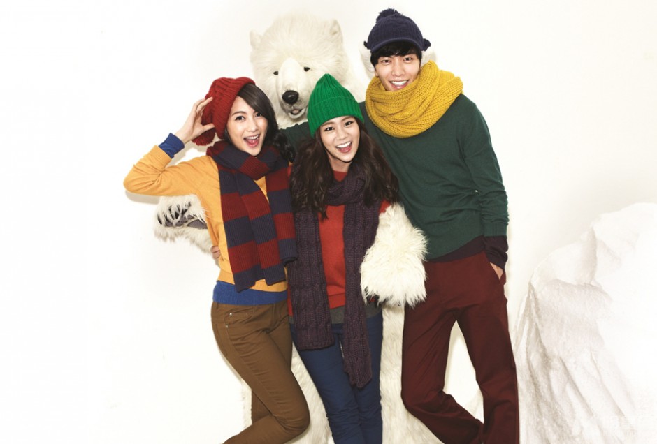 李民基与KARA拍摄时尚温暖冬装宣传照