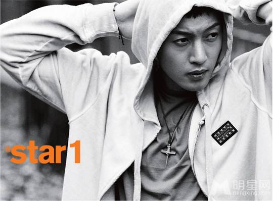 新一代男神金贤重型男魅力画报