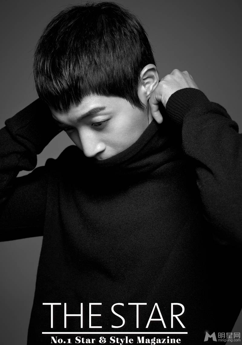 金贤重时尚冷酷性感黑白写真