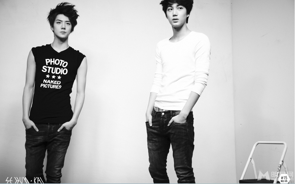 韩国籍男歌手吴世勋颜值爆表写真