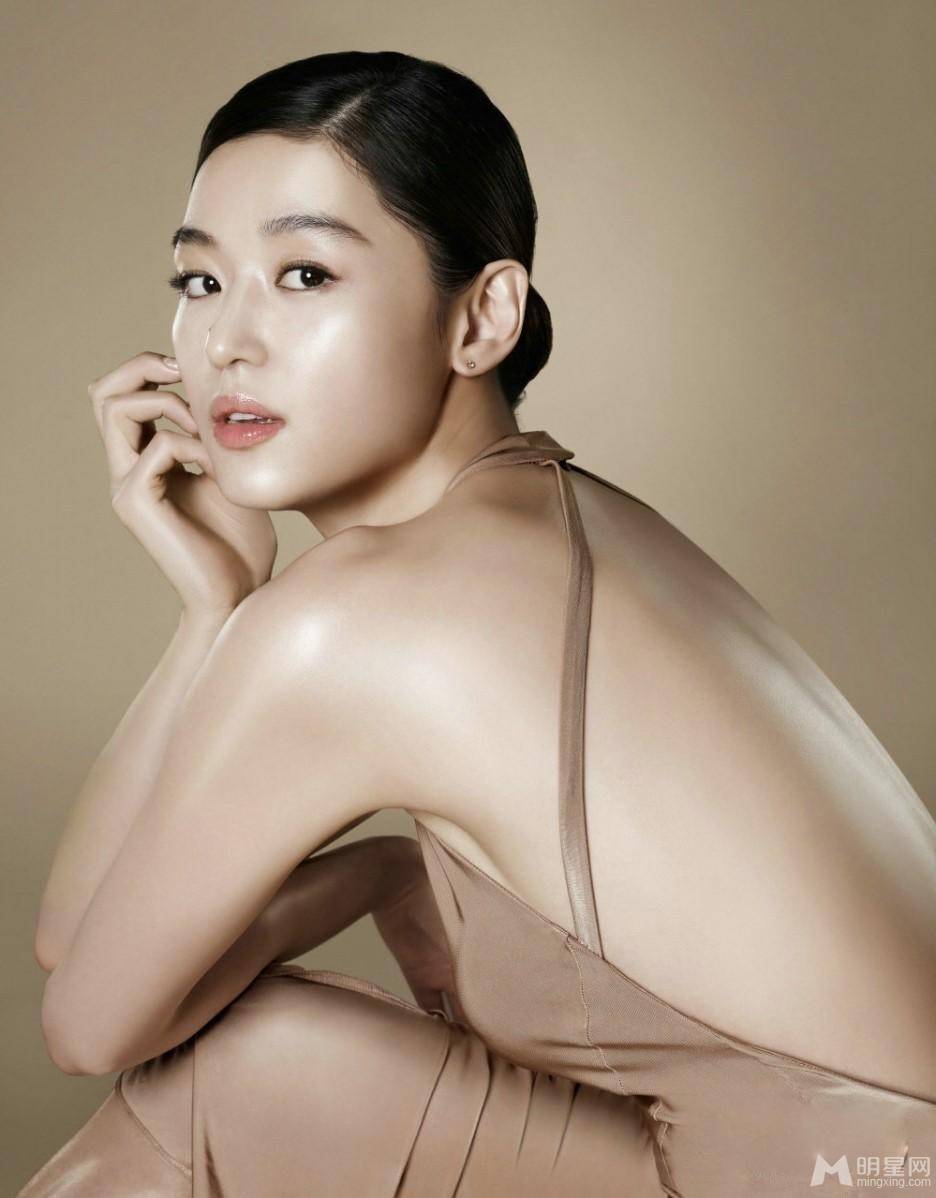 韩星全智贤大秀S曲线勾人魂魄