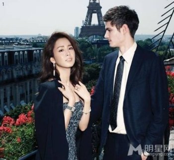 金泰熙诠释都市时尚女郎风情