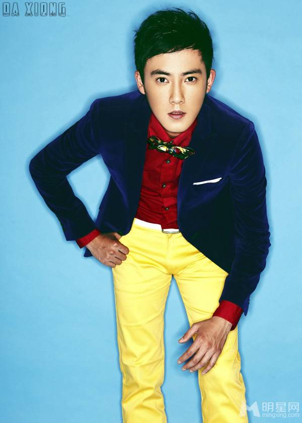 中国男演员张睿玩转视觉冲击帅气写真