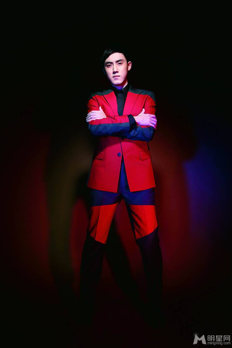 男演员张睿展现型男魅力写真