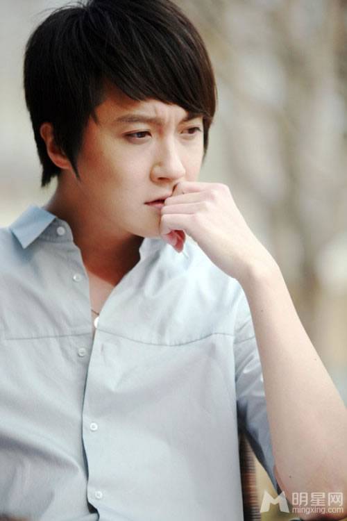 内地男明星迟帅阳光帅气写真