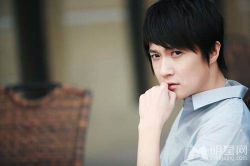 内地男明星迟帅阳光帅气写真