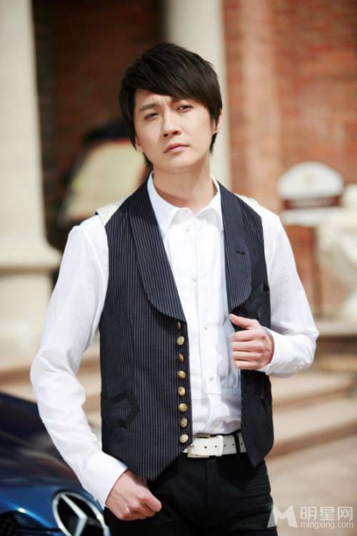 内地男明星迟帅阳光帅气写真