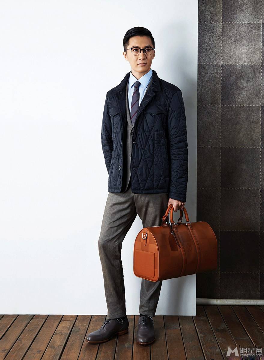 迟帅诠释成熟稳重型男魅力写真