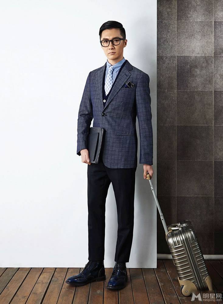 迟帅诠释成熟稳重型男魅力写真
