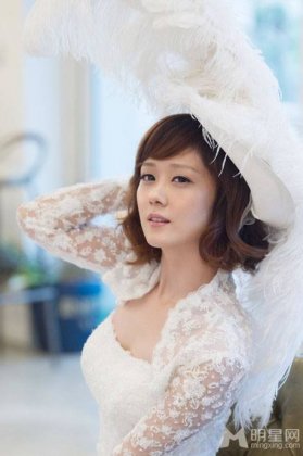 韩星张娜拉幸福唯美婚纱照