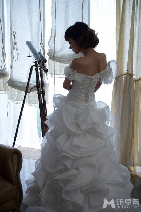 韩星张娜拉幸福唯美婚纱照