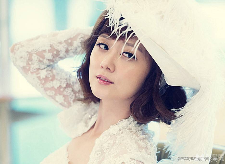 韩星张娜拉幸福唯美婚纱照