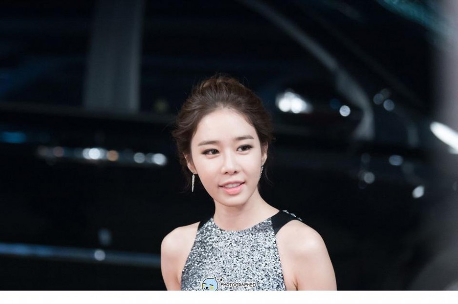 性感韩星刘仁娜靓丽图集