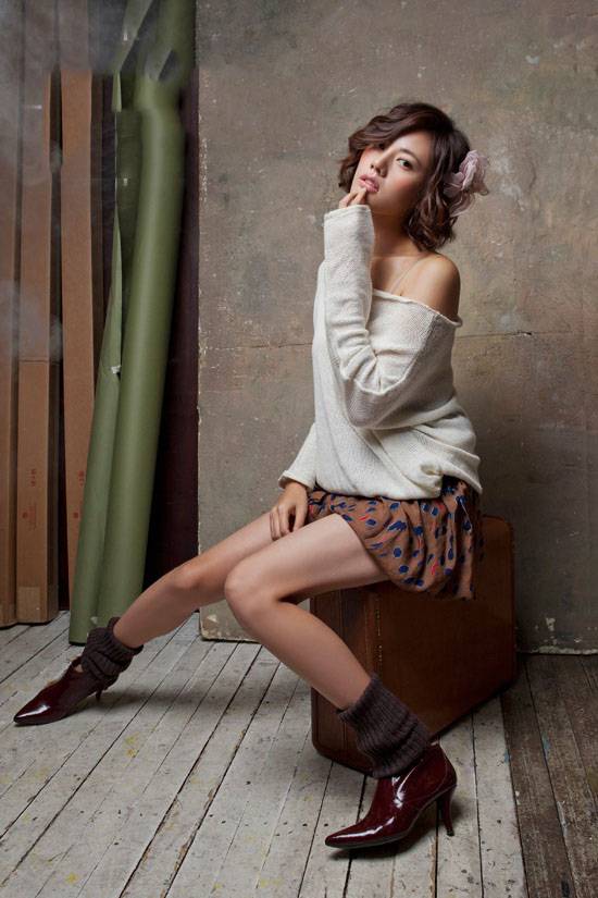 韩国女演员秋瓷炫清纯娇俏迷人写真