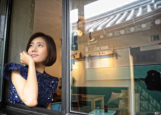 韩星秋瓷炫性感妖娆迷人美照