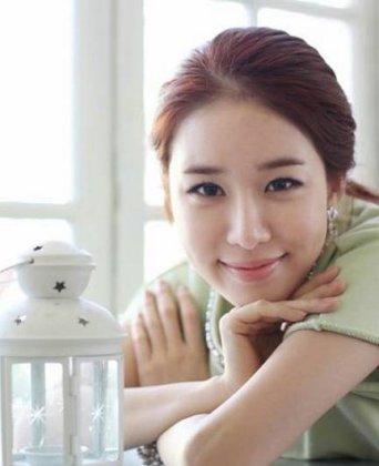 韩星刘仁娜百变造型魅力唯美靓照