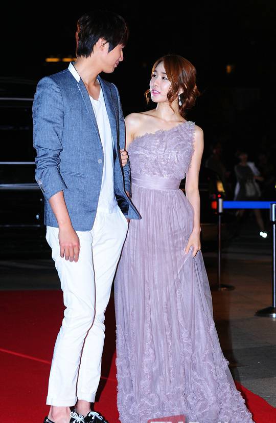 韩星刘仁娜百变造型魅力唯美靓照