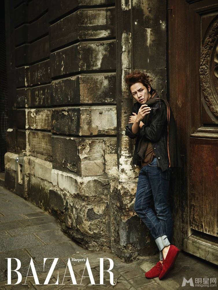 韩国男明星张根硕时尚冷峻逼人写真