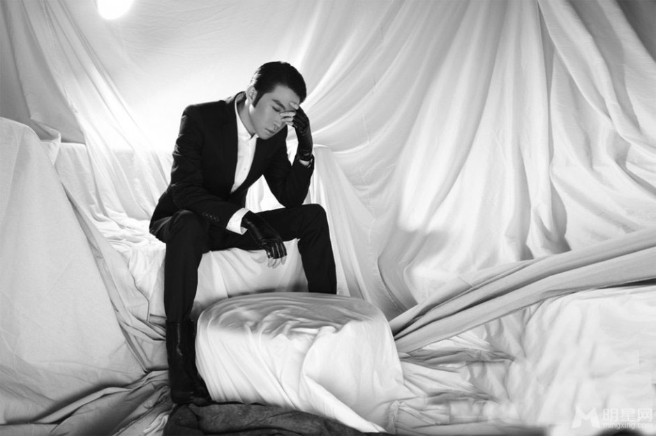 内地男明星俞灏明动感帅气写真集